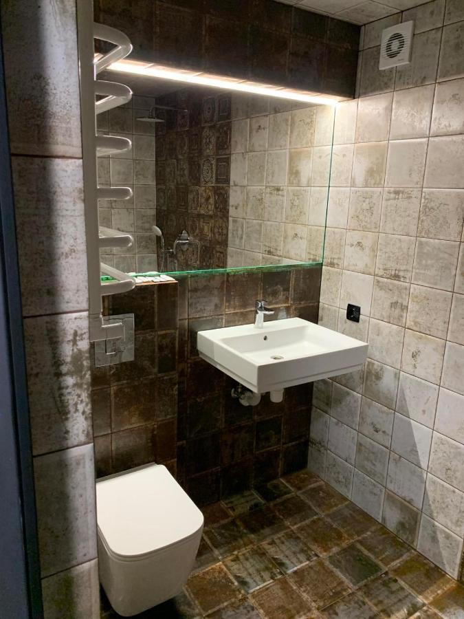 Уютная Квартира Возле Метро 23 Августа Appartement Charkov Buitenkant foto