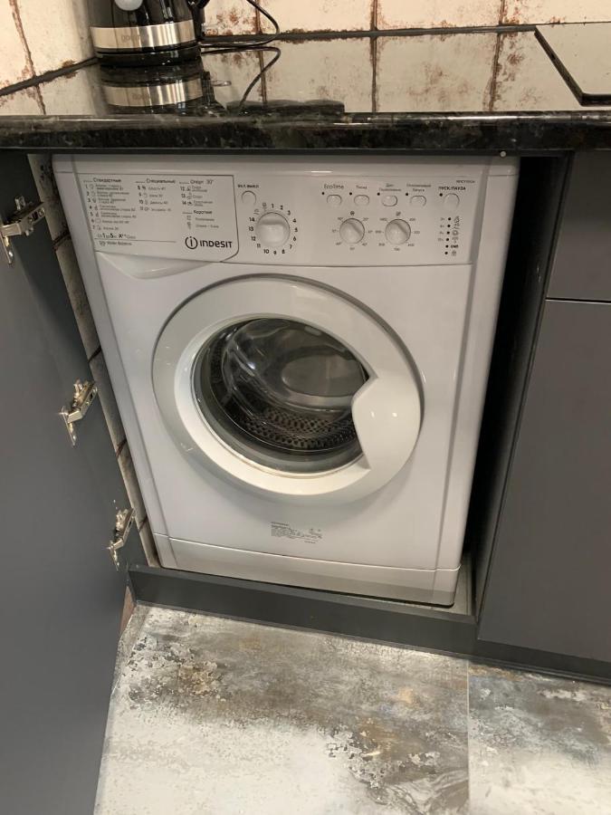 Уютная Квартира Возле Метро 23 Августа Appartement Charkov Buitenkant foto